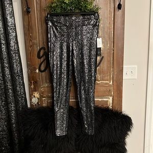LuLaRoe Luxe Snakeskin Leggings. New